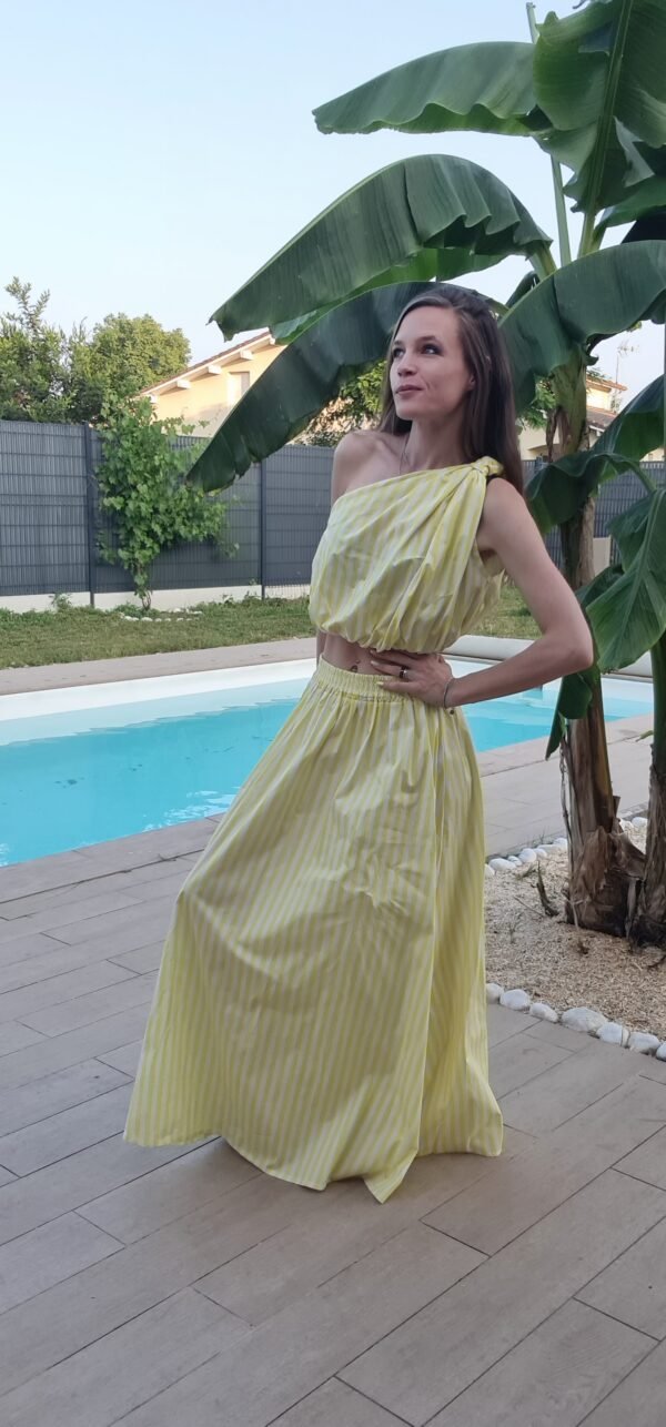 Ensemble jaune - Calvi – Image 4