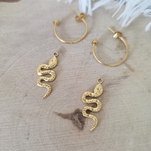 Charm acier serpent or
