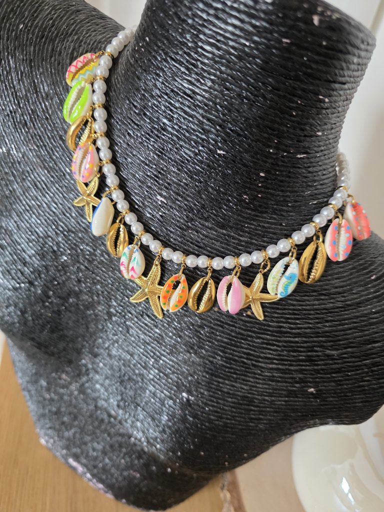 Collier coquillage